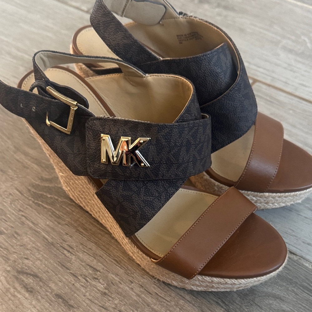 Michael Kors Tan and Black Wedge Sandals